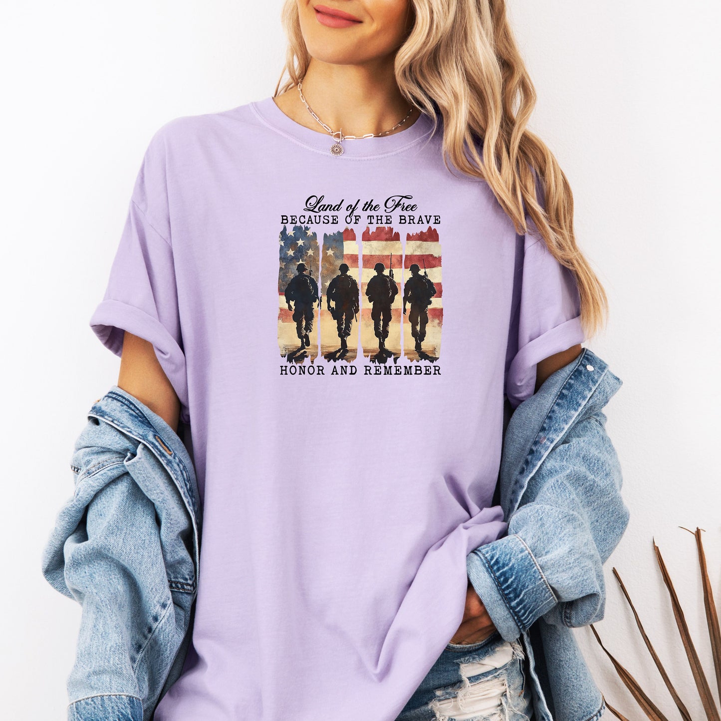 Land of the Free Because of the Brave T-Shirt – Veteran Tribute Tee