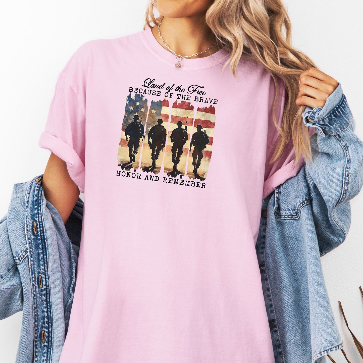 Land of the Free Because of the Brave T-Shirt – Veteran Tribute Tee